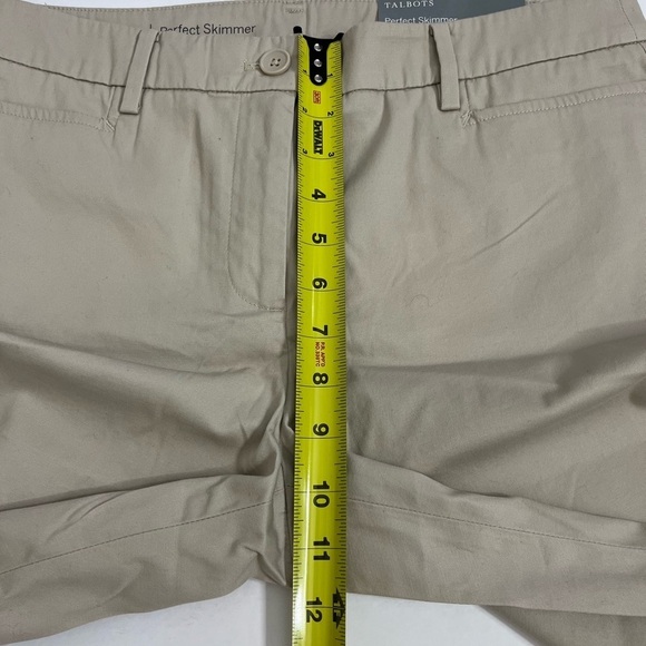 Talbots Perfect Skimmer Pedal Pusher Khaki Pants Size 8P New with Tags - Picture 6 of 10